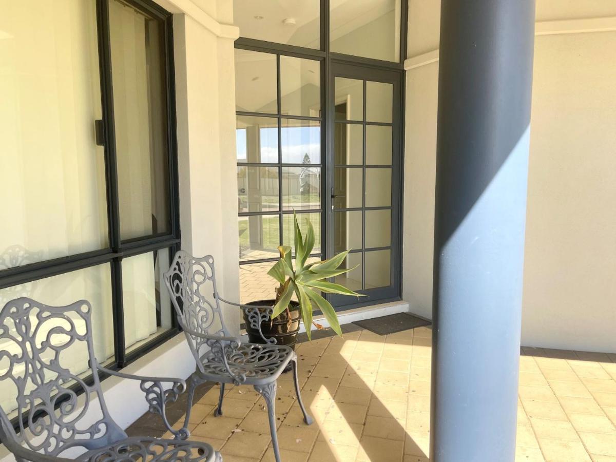 Bay Breeze Escape - Ferienwohnung