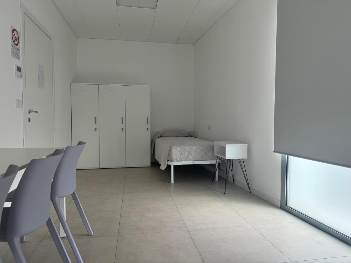 Chambre Triple Basique avec Salle de Bains Commune