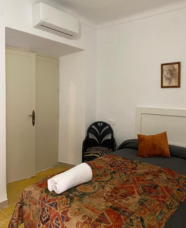 Single Room with Private Bathroom