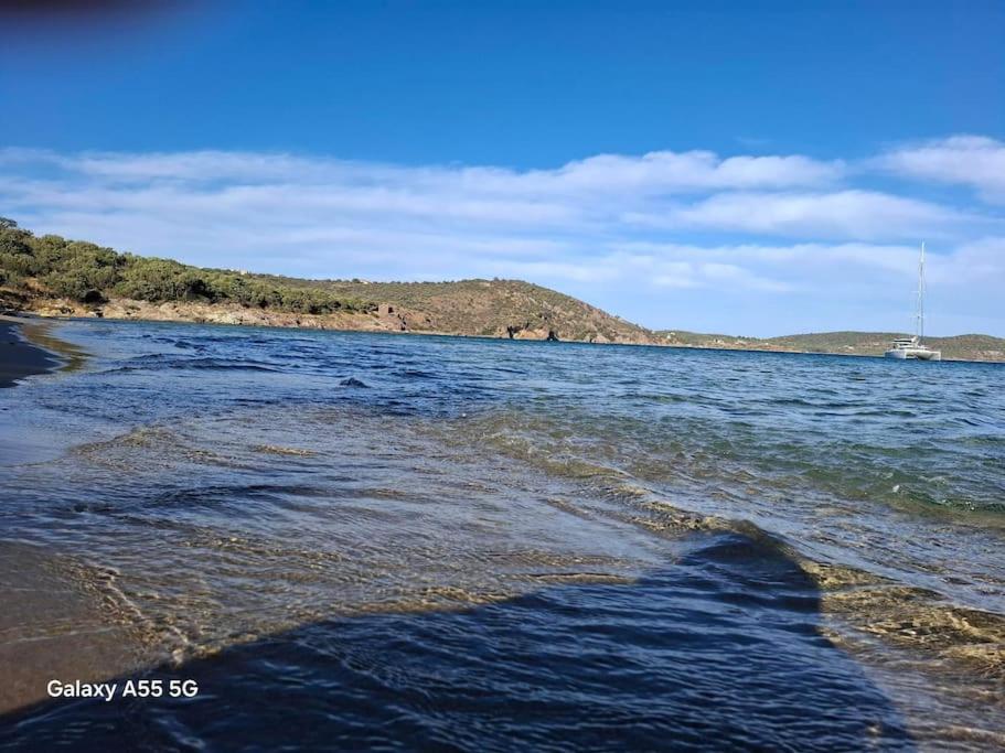 Elaída- Πολυτελής Βίλα-Θέα θάλασσα, Μάνη - B&B Skoútari