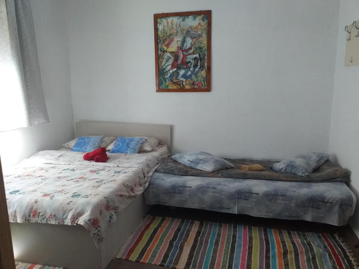 Dreibettzimmer