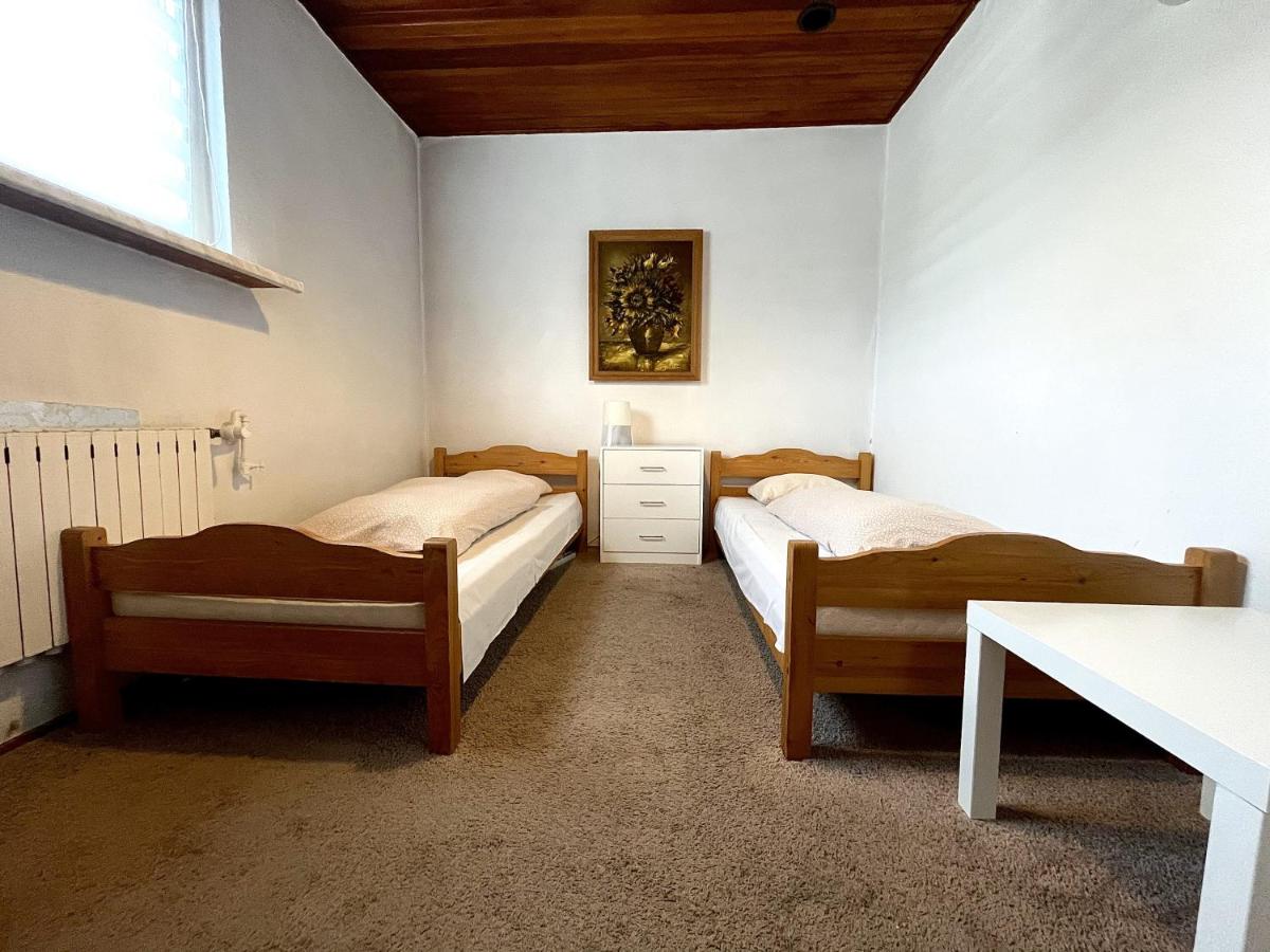 Petite Chambre Lits Jumeaux