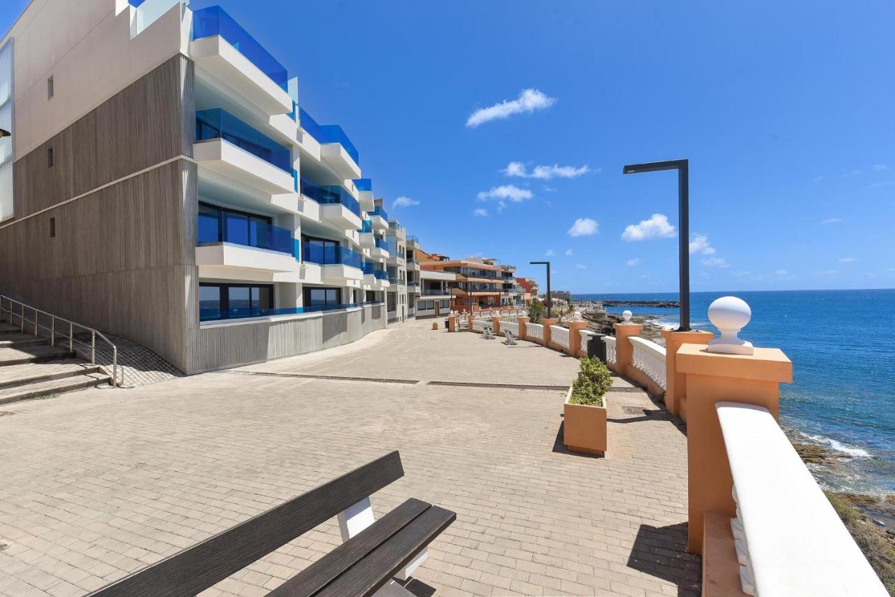 Neptuno Suite Playa by VillaGranCanaria - Chambres d’hôtes Melenara