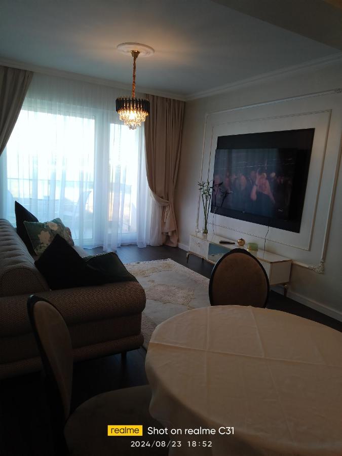 Apartament Avangarde by GLC Residence Oradea - B&B Oradea