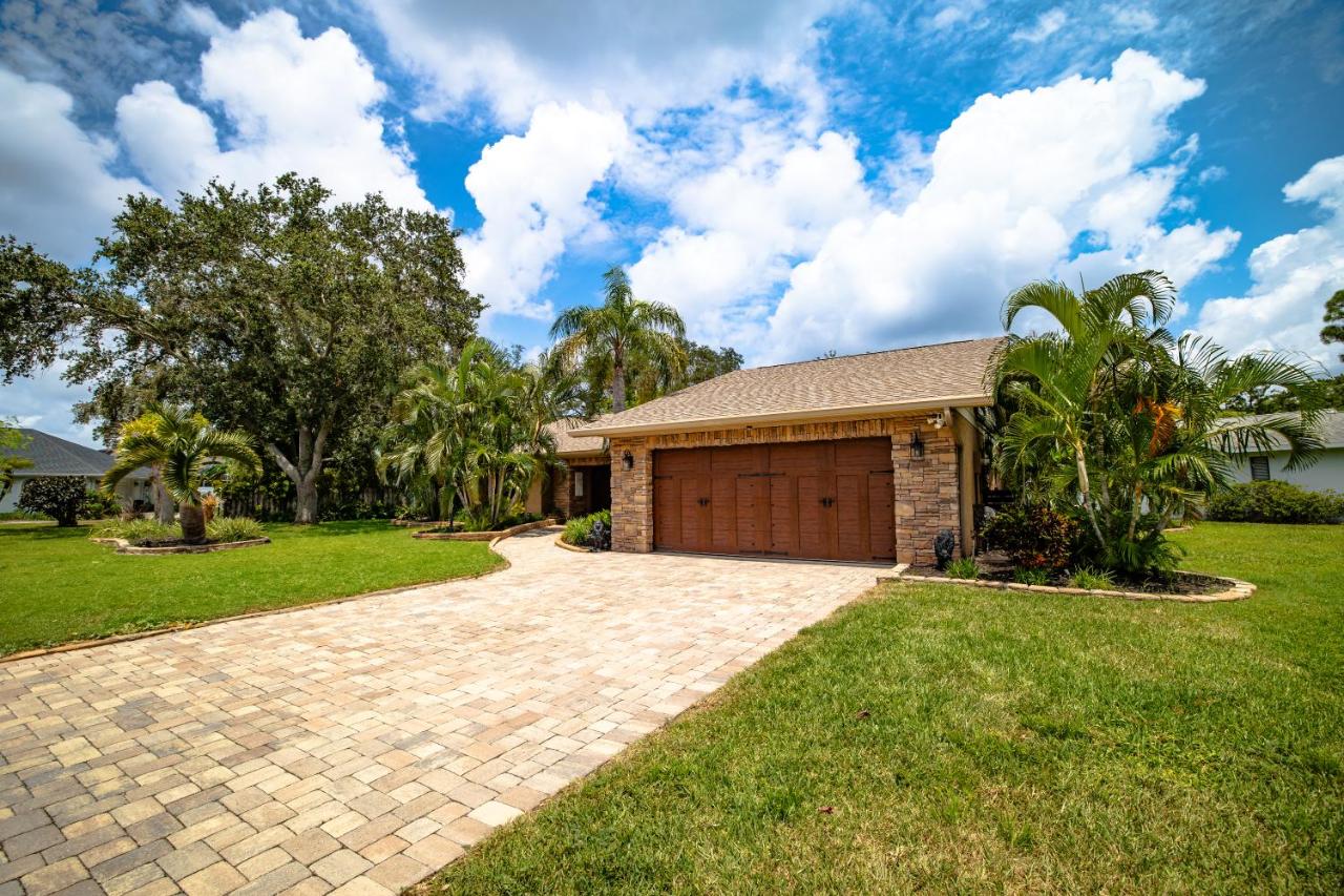 Heated Pool-Game Room-King Beds-75in TV-Sleeps 14 - Chambres d’hôtes Palma Sola Park