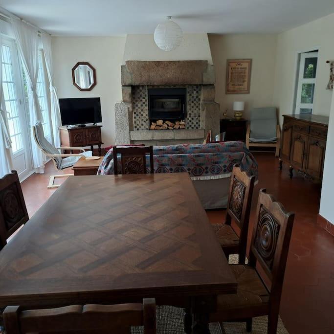 Grande maison au coeur de la Bretagne - B&B Huelgoat