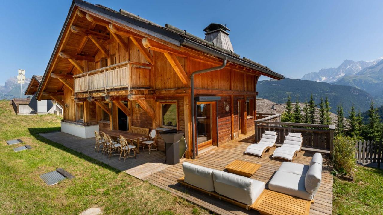 Chalet sur les pistes aux Communailles face au Mont BIanc - B&B