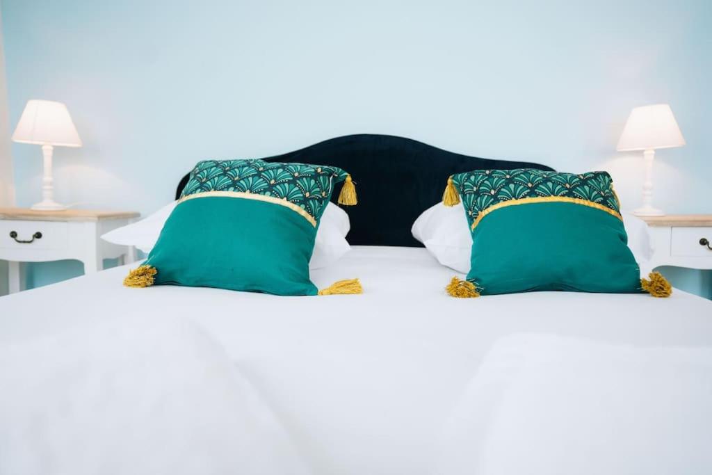 L'Écrin - Stationnement Privatif - Coeur de ville - B&B Châteauroux