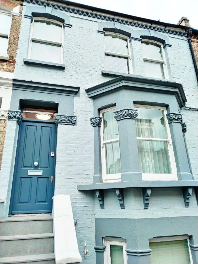 New refurbished one bed flat in the West London - B&B
