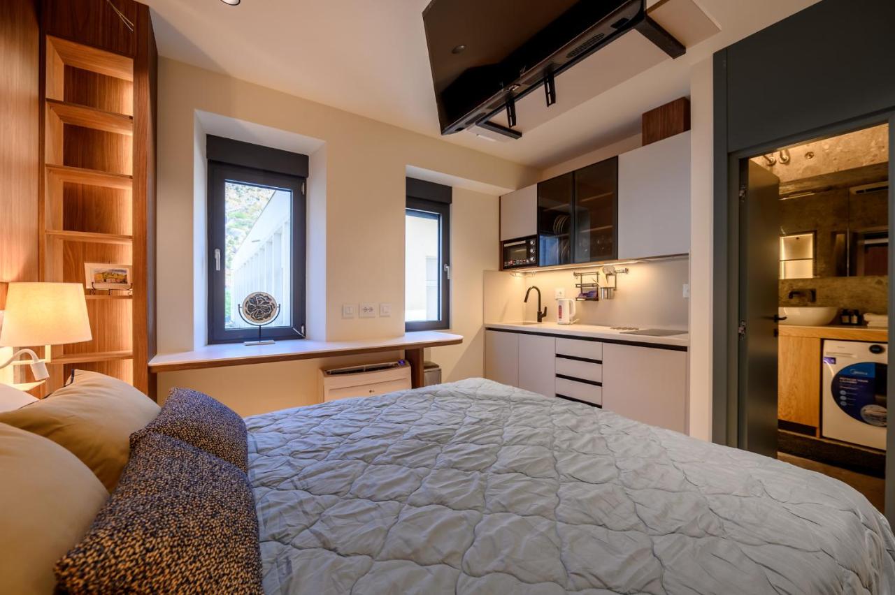 Modular Central Studio - B&B