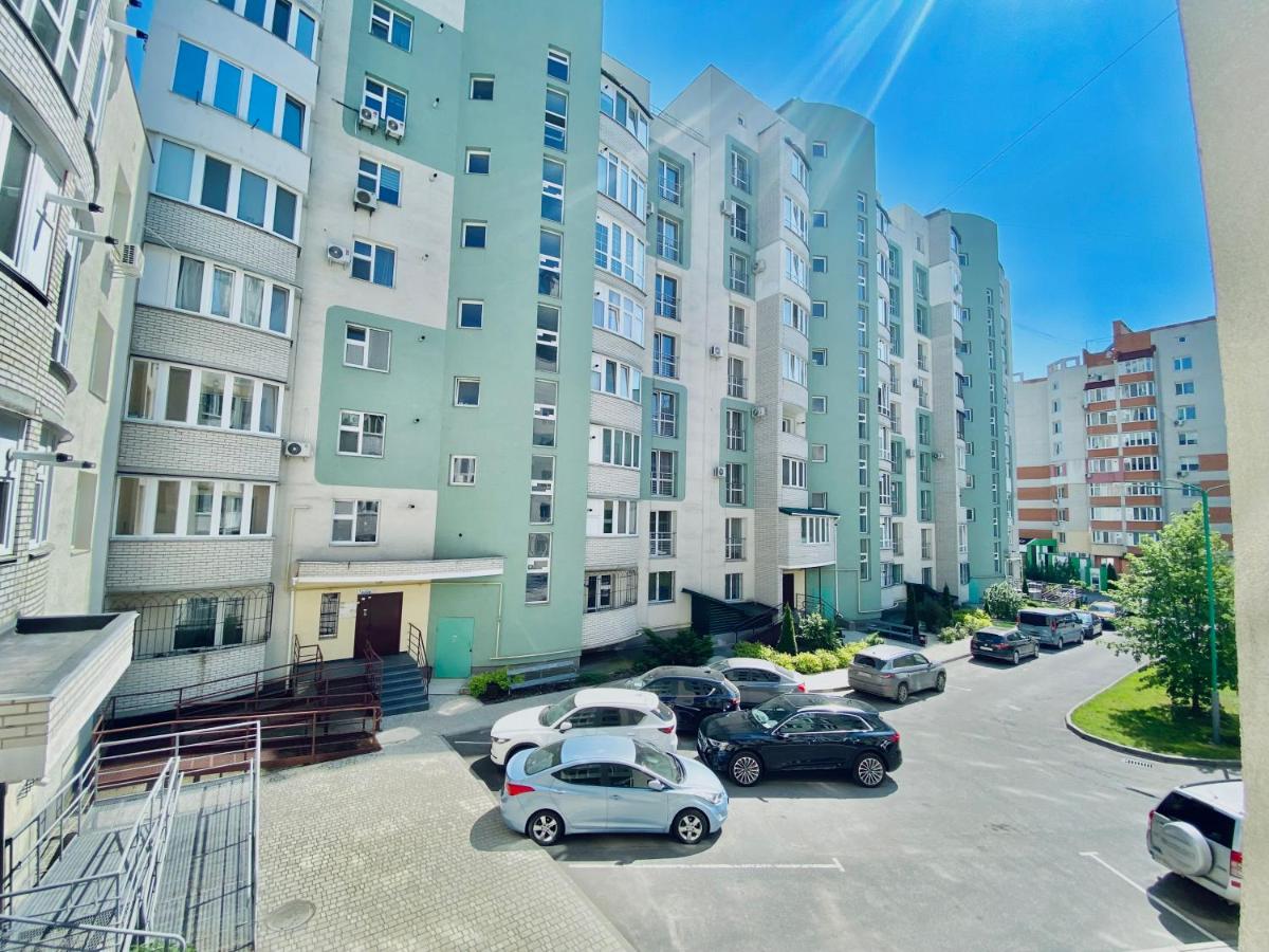 Найкраща трикімнатна квартира в центрі Вінниці, ТЦ "Поділля Сіті" - B&B