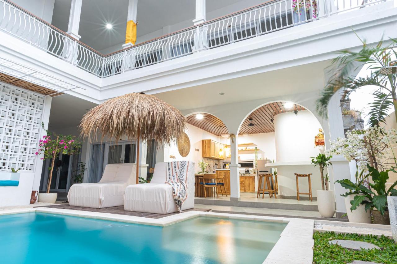 Tirta Mumbul Villa - Bed and Breakfast