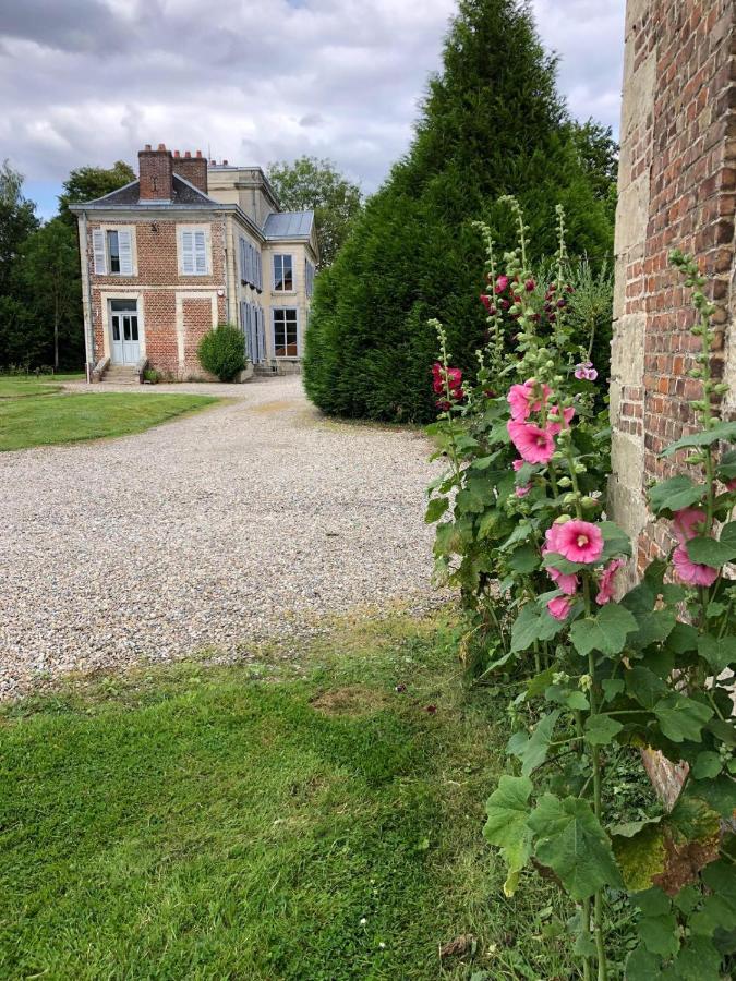 Château de Luzières - Chambres d’hôtes Conty