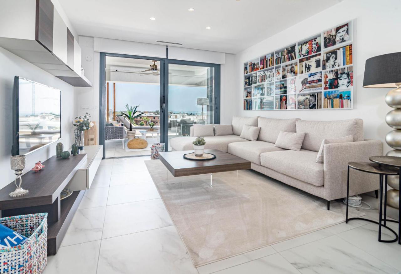 LMS48- Roof terrace, jacuzzi & sauna - B&B Estepona
