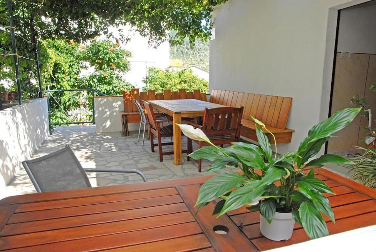 Room Goli 1 - Bed and Breakfast Komiža