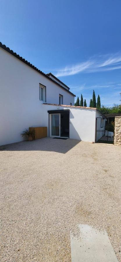 Maison Studio dans havre de paix à 10 minutes d'Avignon - Chambres d’hôtes