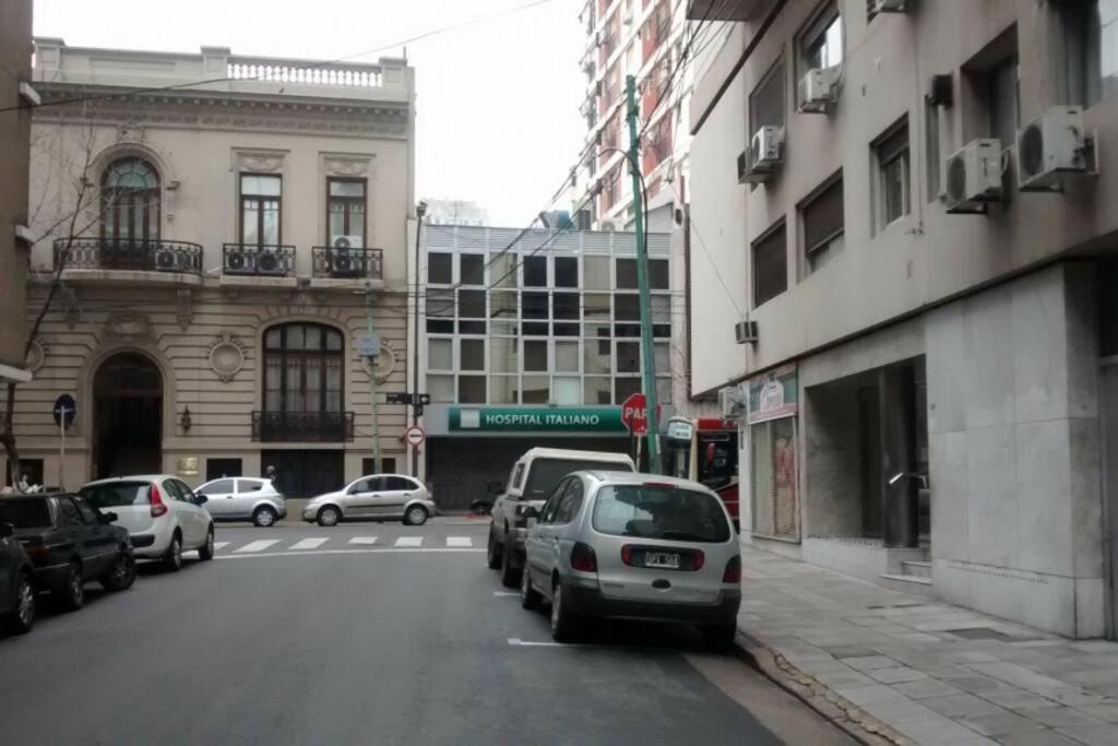 Otimo apto prox Recoleta, Faculdade de medicina e metro - Chambres d'hôtes Buenos Aires