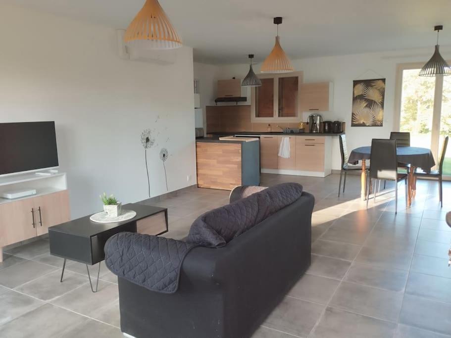 Maison neuve de 86 m2 - Ferienwohnung