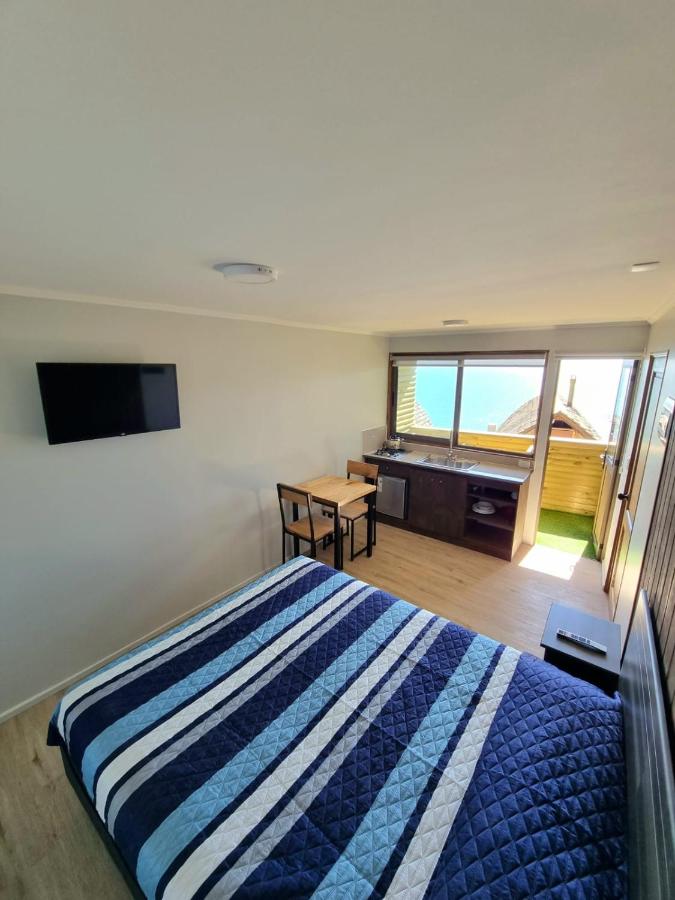 Studio with Sea View