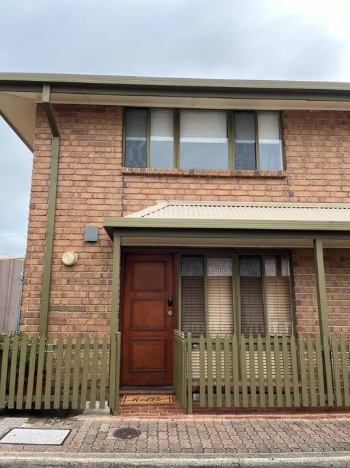 Aloha Adelaide - B&B