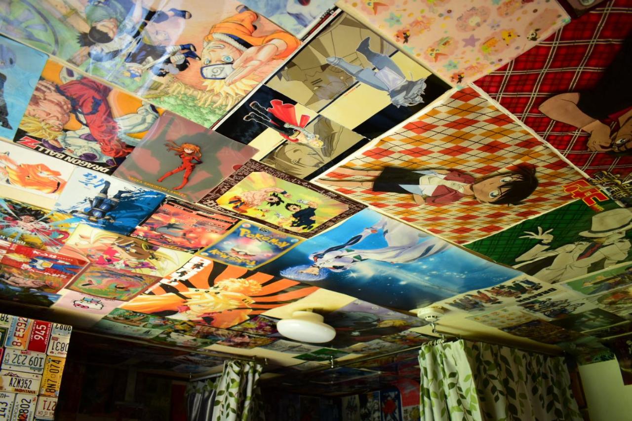 Mixed Dormitory Room