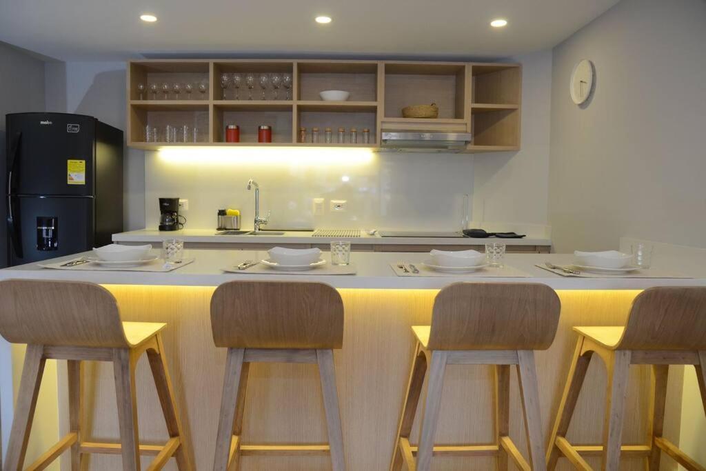 Beautiful 3 BR Apt in Zona Rosa - Chambres d’hôtes Bogota