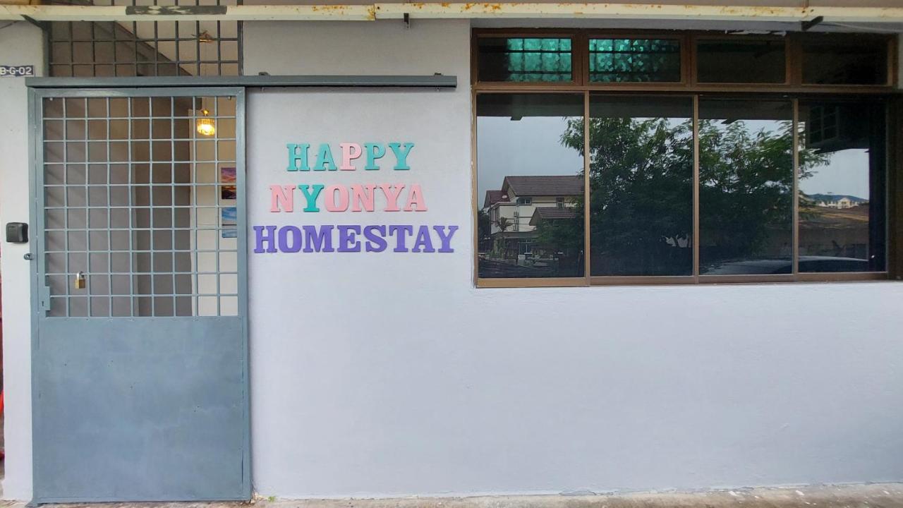 Happy Nyonya Homestay - B&B