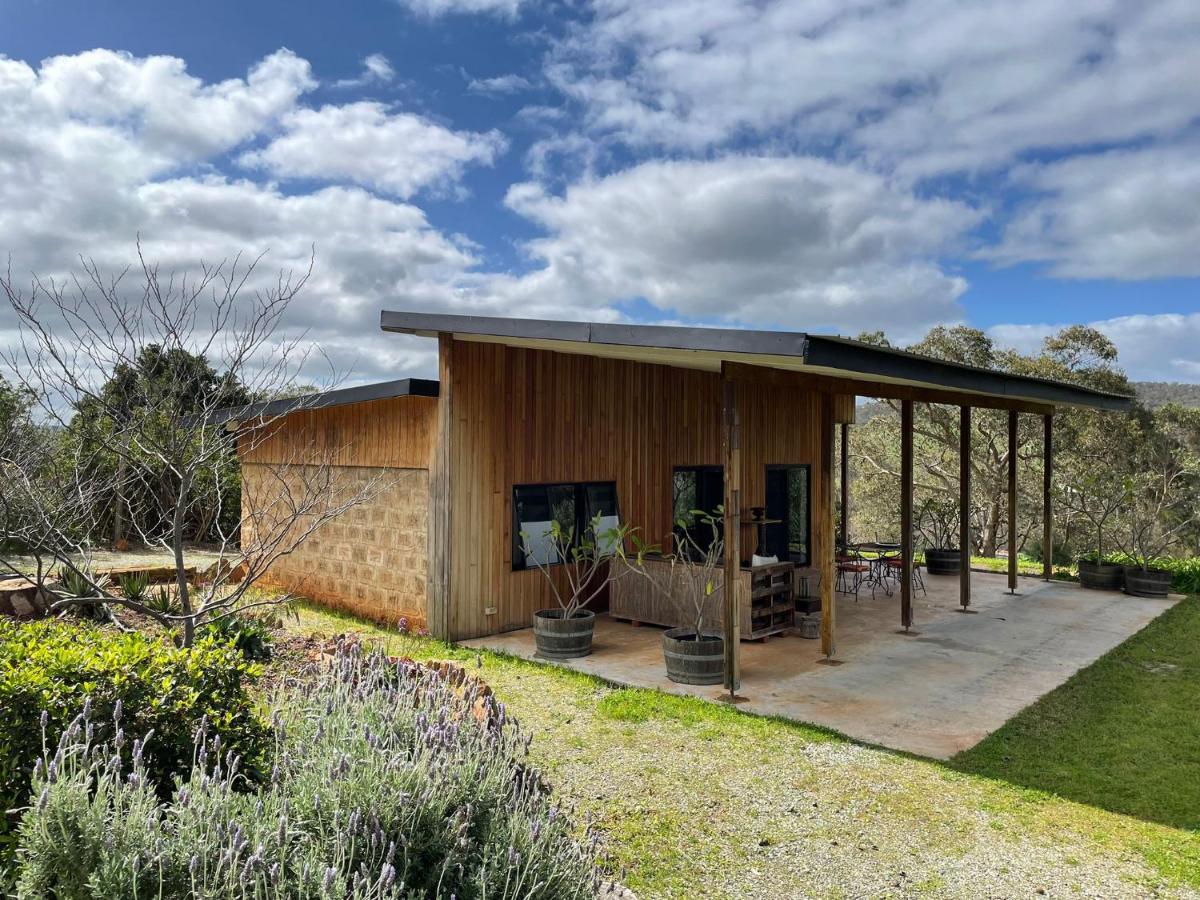 Rosie's Cottage Bindoon - B&B Mooliabeenee