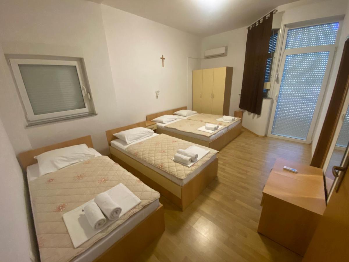 Habitación Cuádruple con balcón