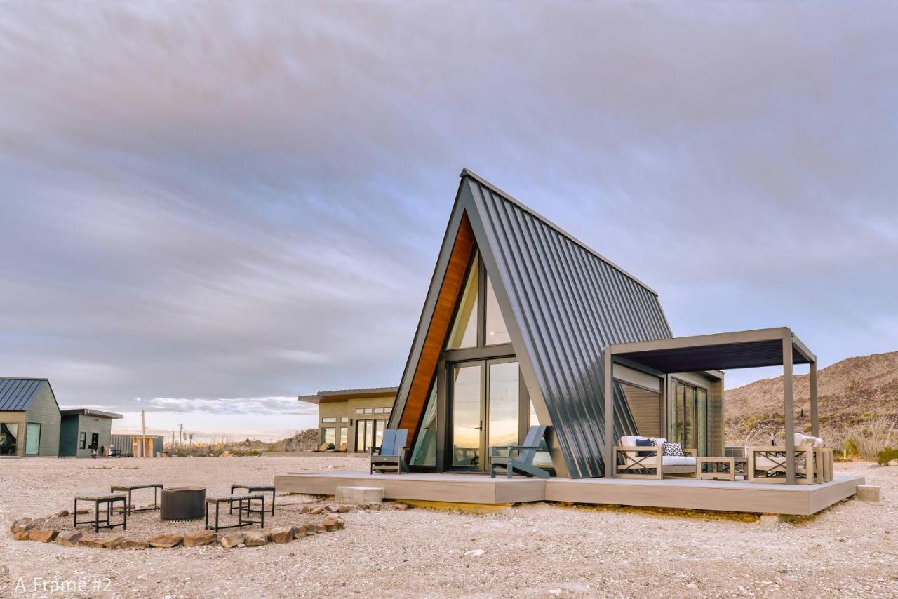 Stardust Big Bend Luxury A-Frame#2 with a fab view - B&B