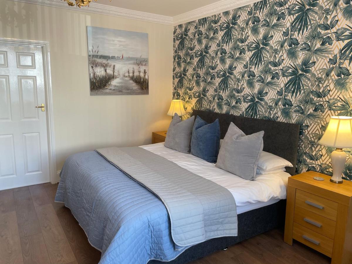 Roker Cottage, luxury seaside apartment, private parking, sky tv - B&B Sunderland