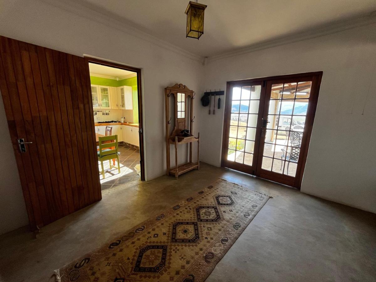 Dragons Landing Guest House - B&B