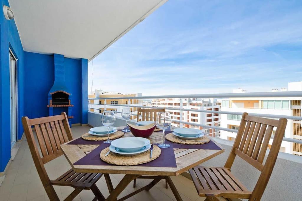 Casa Caniço Pool & barbecue near Praia da Rocha - B&B Portimão