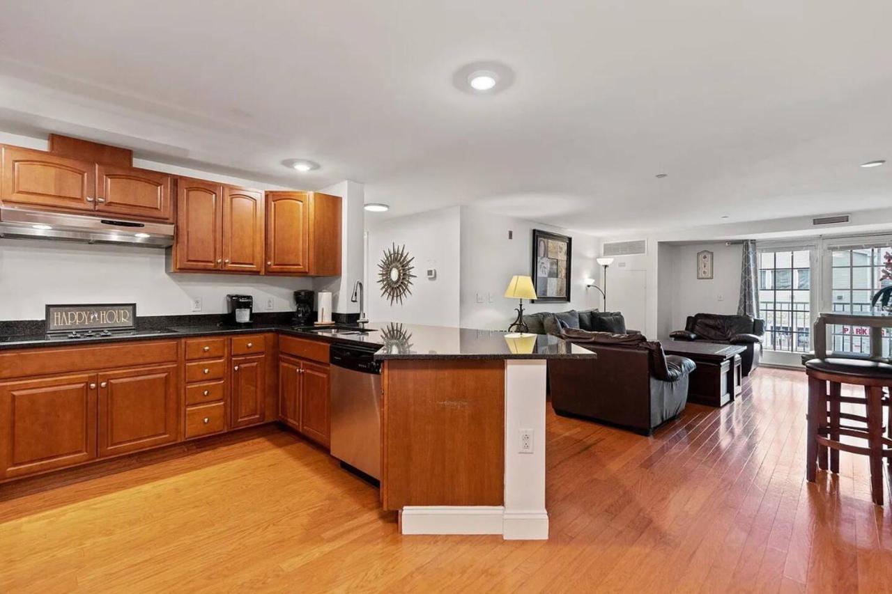 Premier Ocean-Side 2BR at Grand Victorian - B&B