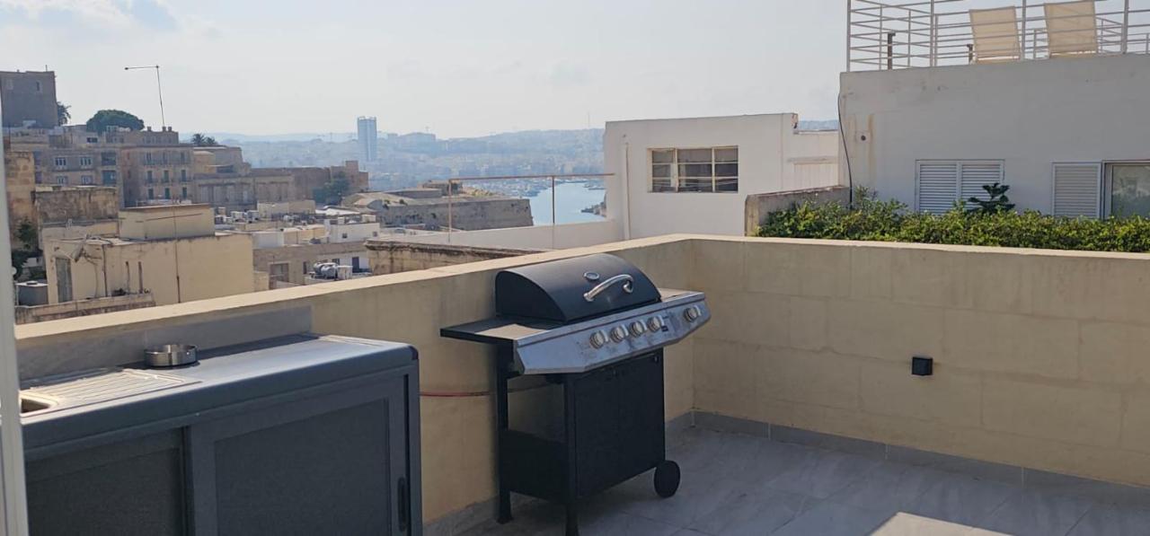 Penthouse Cathedral and Seaview Terrace V2 - B&B La Valletta
