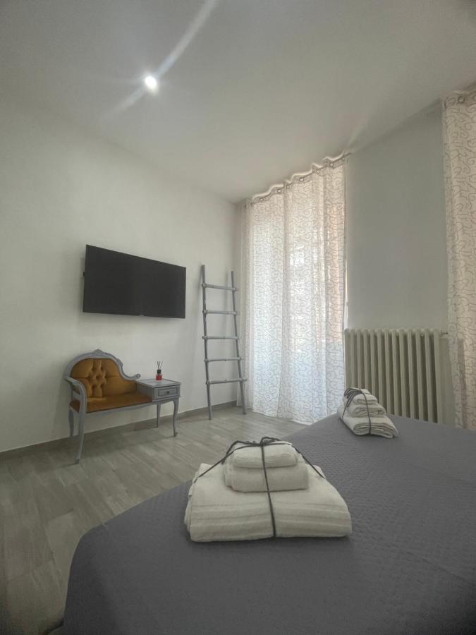 La casa nel viale - B&B Asti