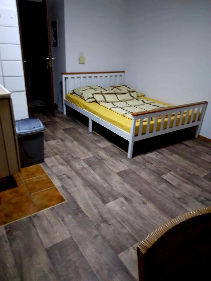 Ferien- oder Monteurwohnung Stadtnah! - B&B