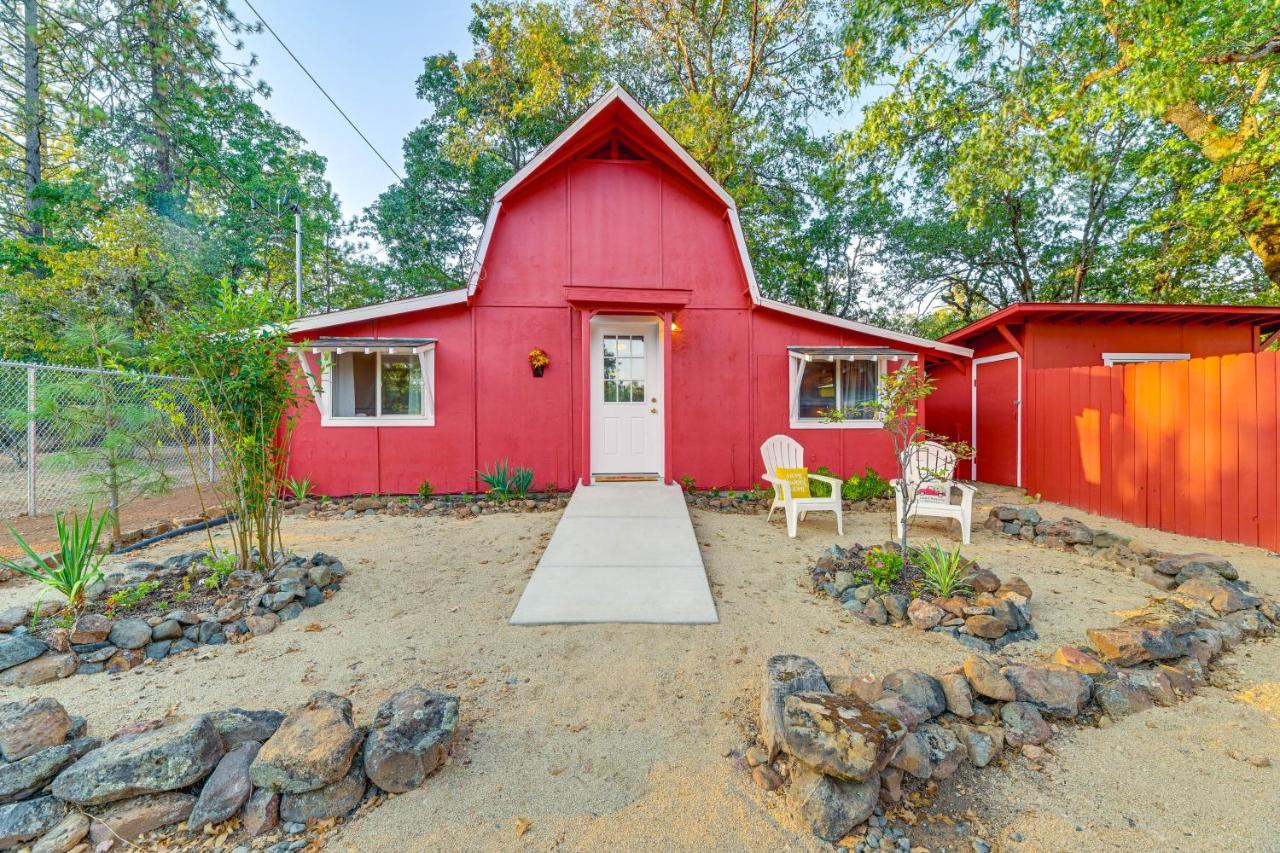 Grants Pass Cottage about 8 Mi to Rogue River! - Chambres d’hôtes Grants Pass