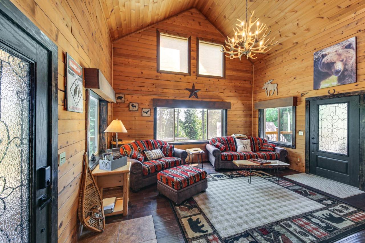 Cabin Near Lake Pend Oreille and Dtwn Sandpoint - B&B