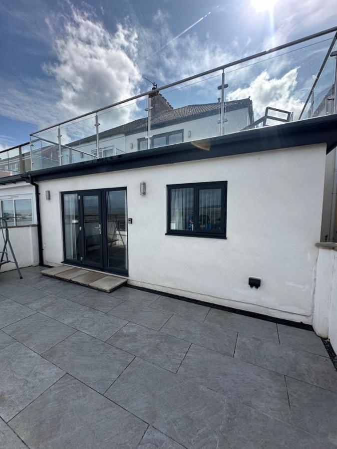 Seafront property - B&B Mumbles