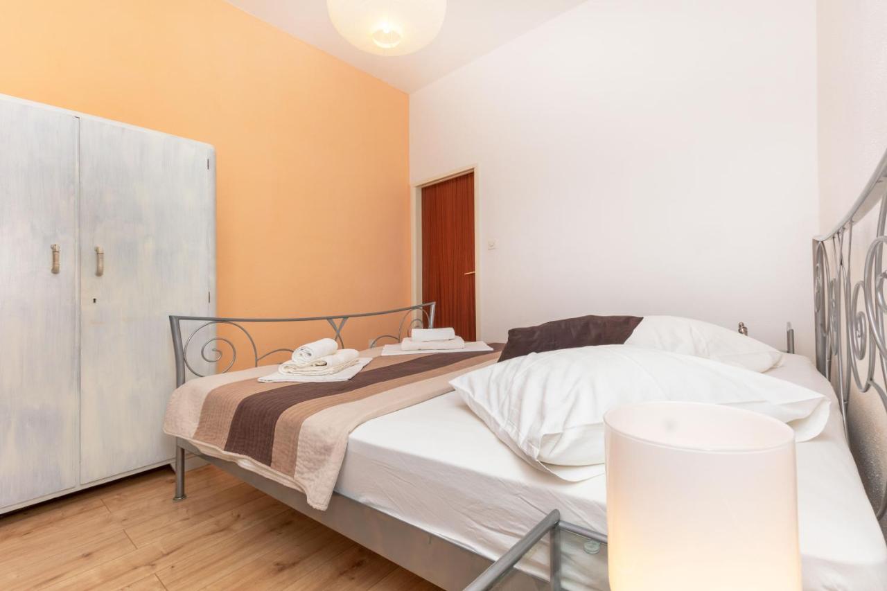 Appartamento con 2 Camere da Letto