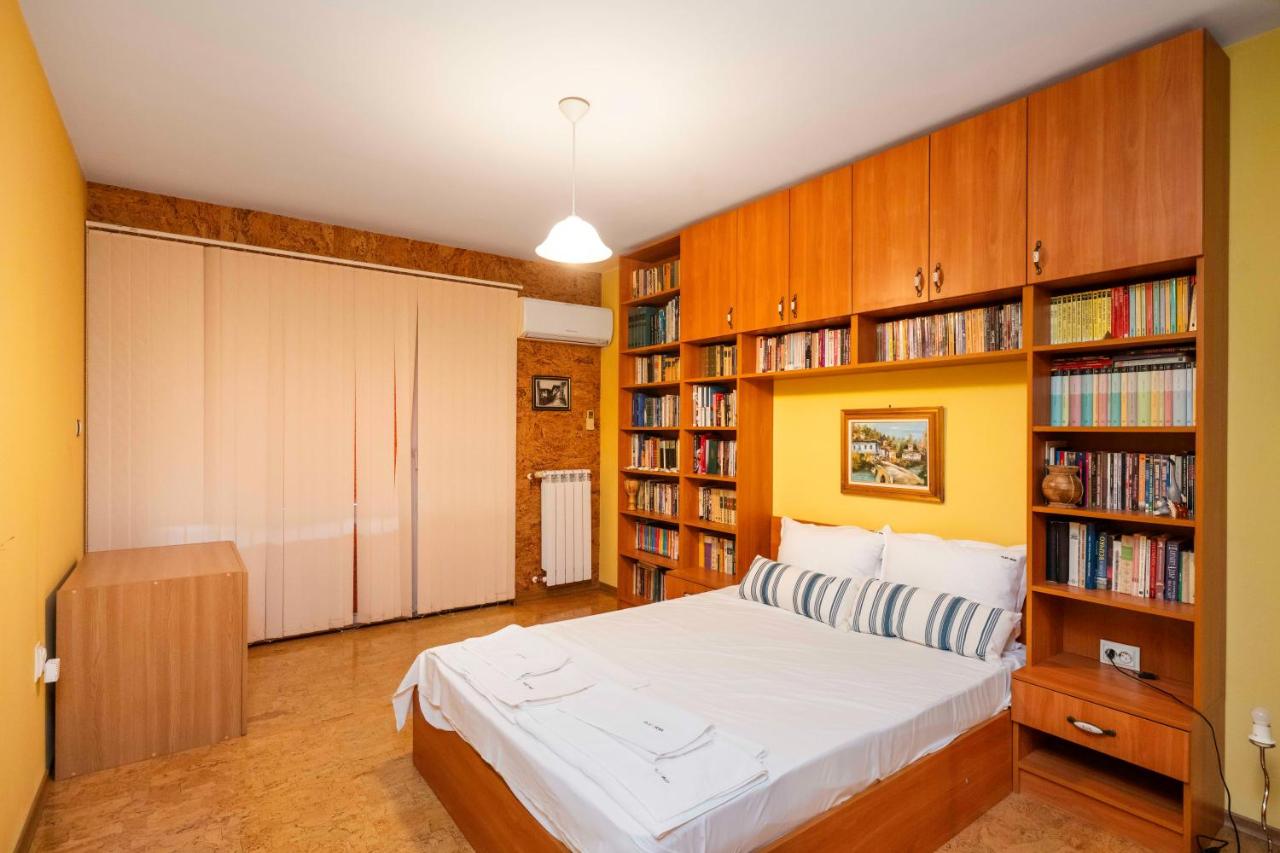 Appartamento con 2 Camere da Letto