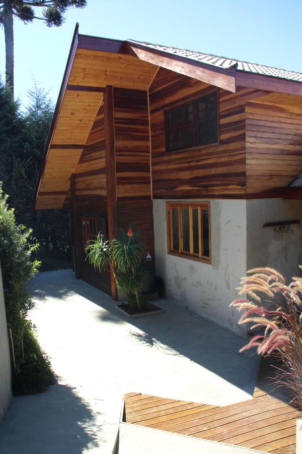 Chalé Jolí - B&B