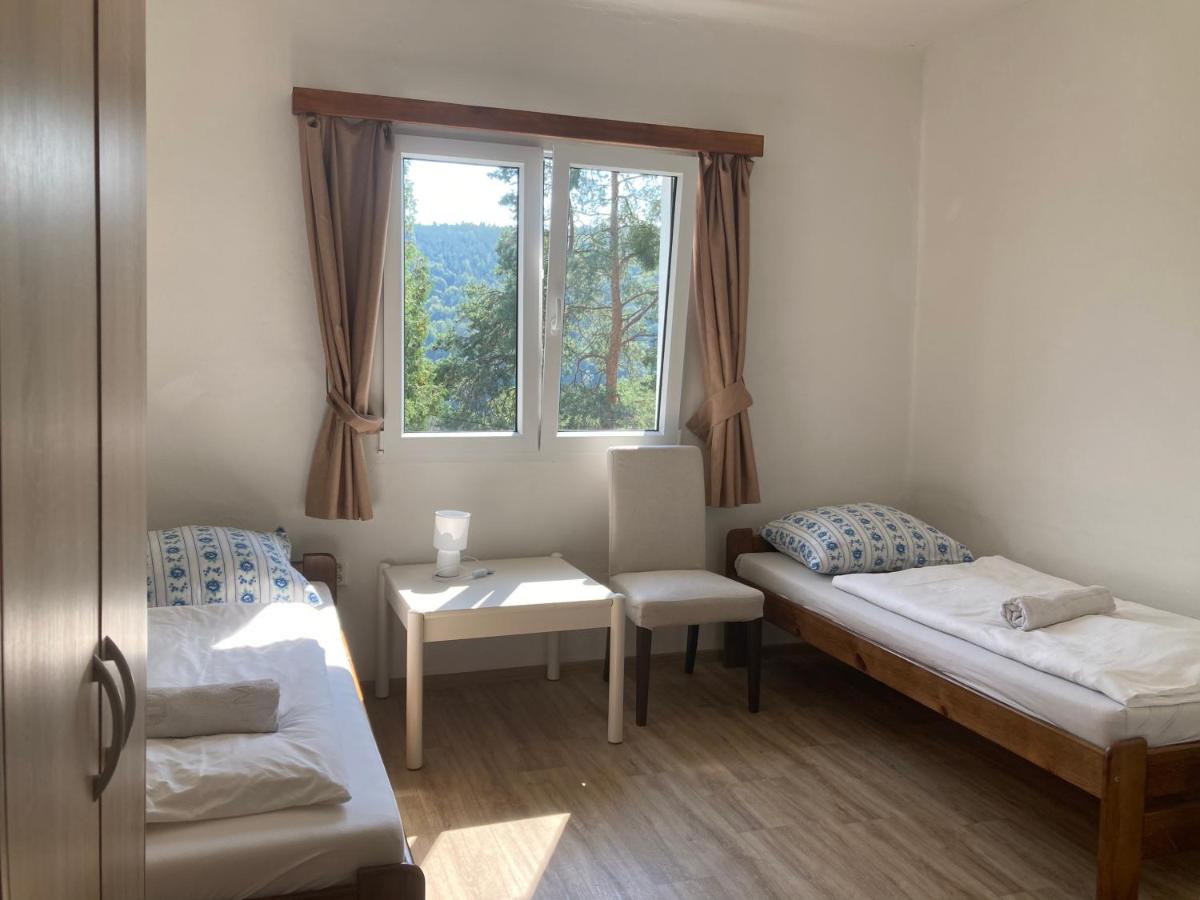 Twin Room with Bathroom
