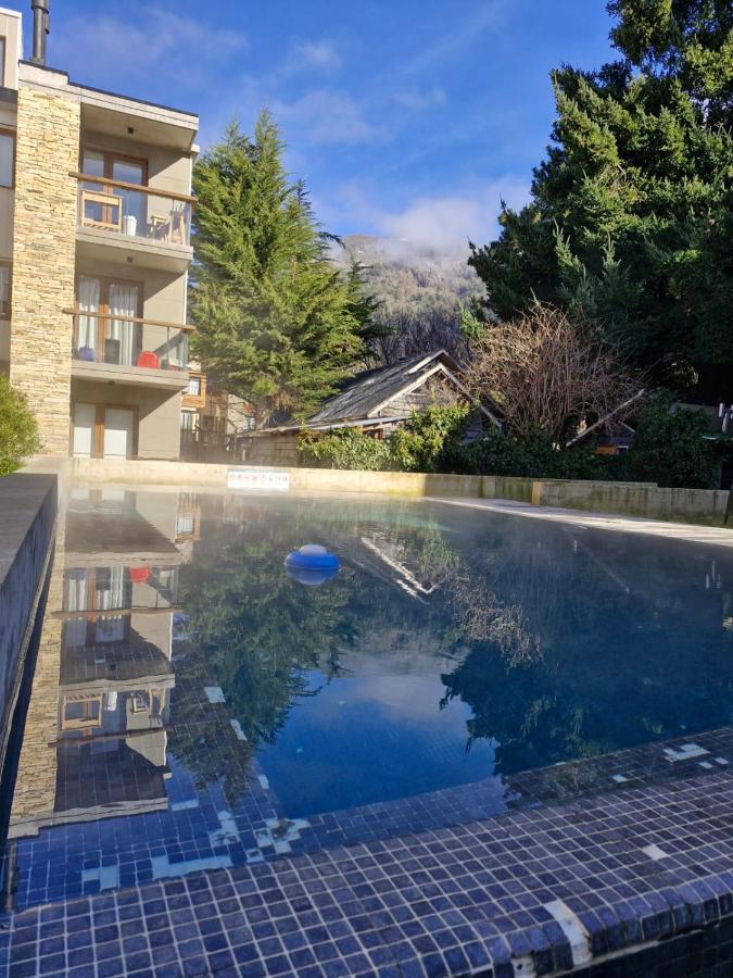 Departamento con pileta climatizada - B&B San Martín de los Andes