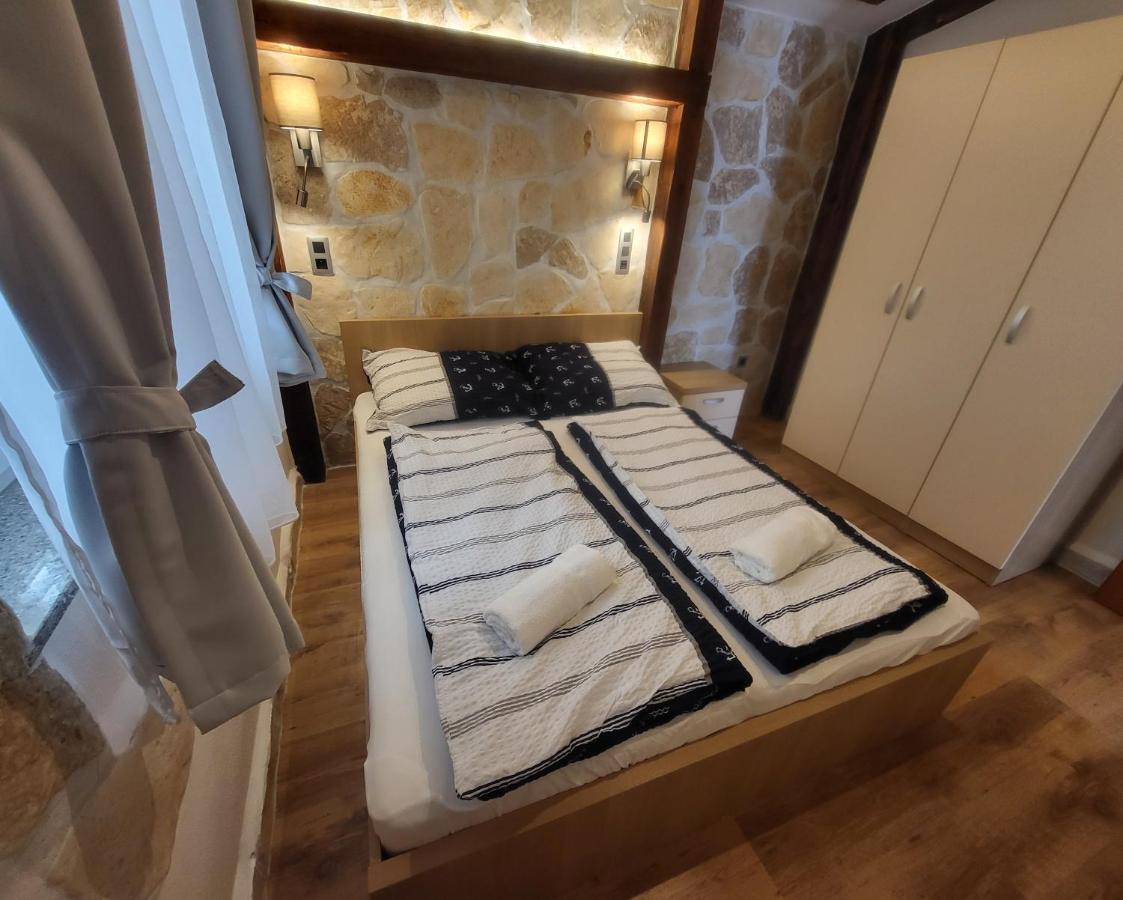 One-Bedroom Apartment with Sea View and Terrace