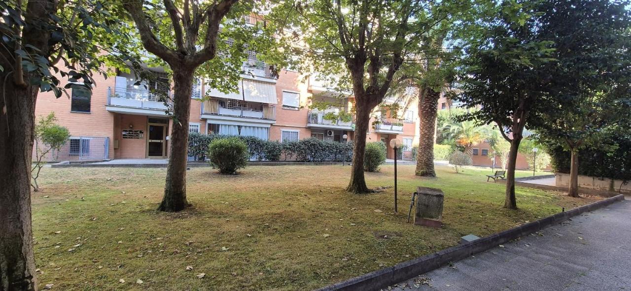 EUR Fenix Apartment free parking family - B&B Roma