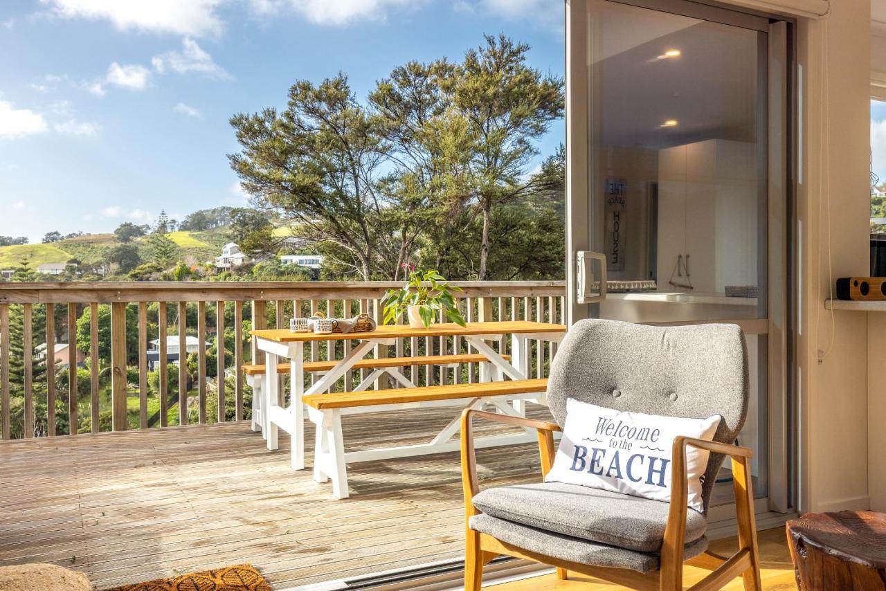 2 sisters at Palm Beach, Waiheke - B&B Palm Beach