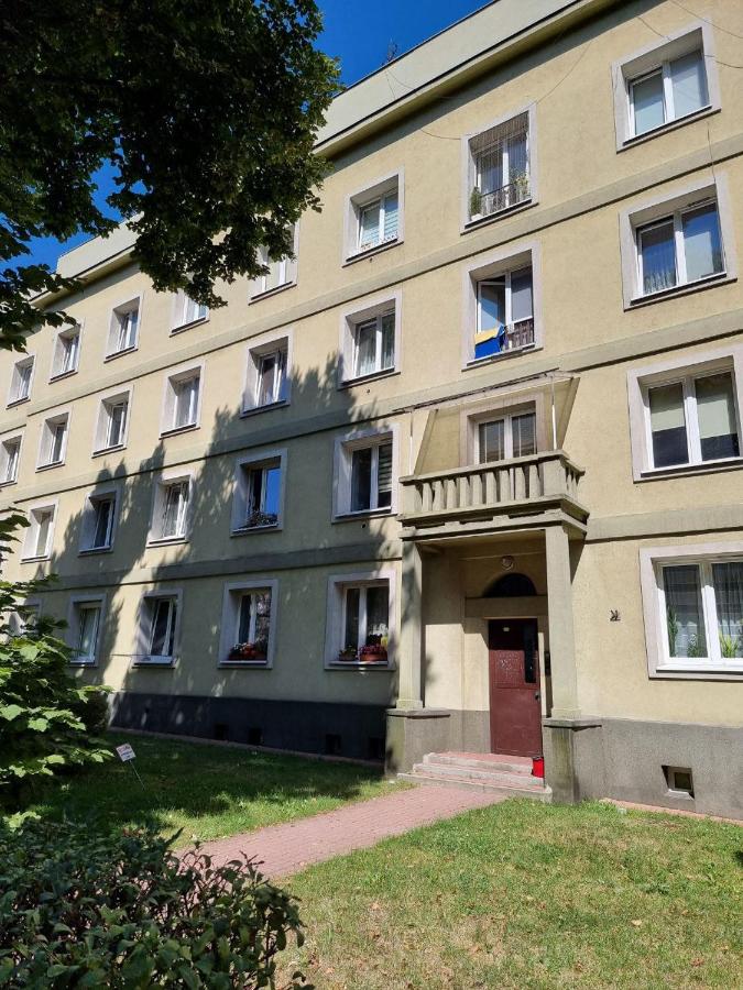 Antracyt Apartment Częstochowa Centrum 2-bedroom - Chambres d’hôtes