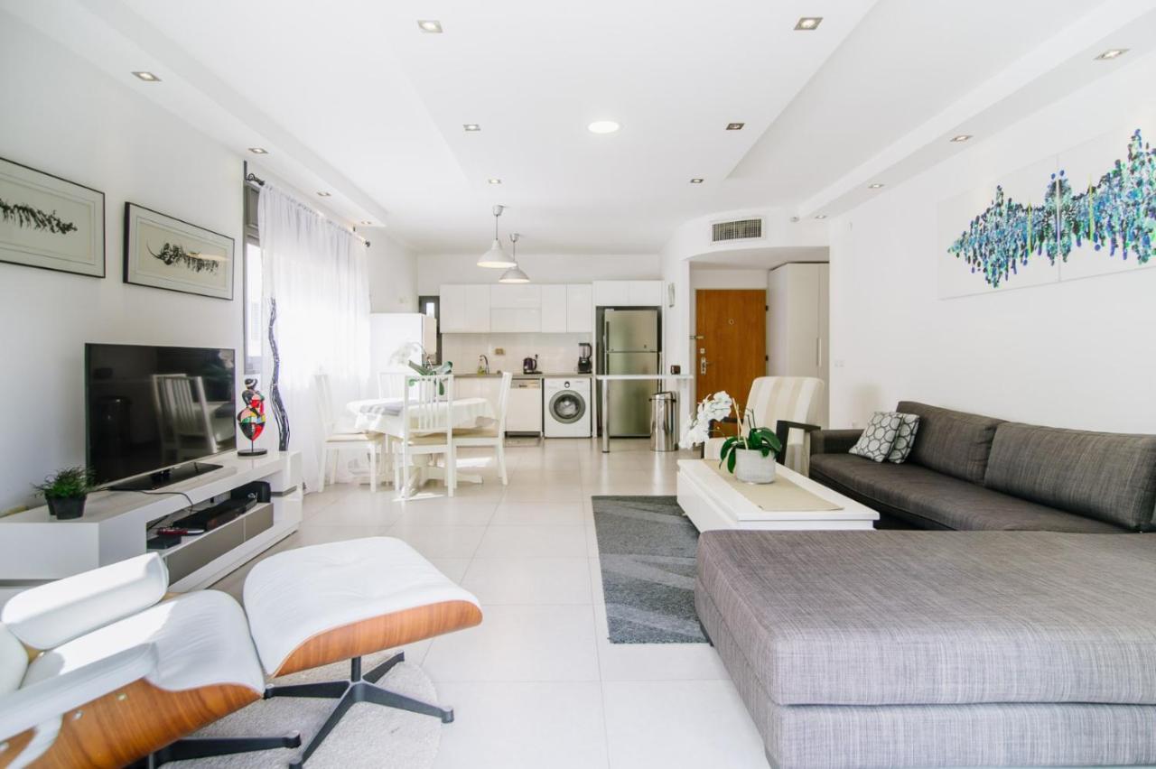 Private parking ! Central Cozy and Modern - Chambres d’hôtes Tel-Aviv